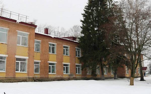 В Комаричской ЦРБ завершается ремонт второго корпуса поликлиники