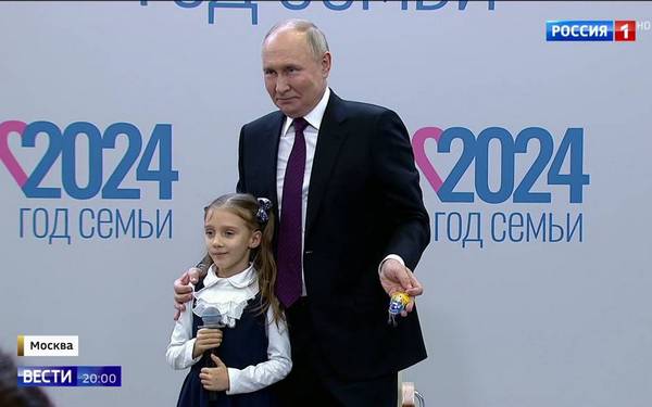 Выплаты к учебному году. Выплаты к новому году пенсионерам и детям. Выплаты к школе. Единовременная выплата в сентябре 2022. Выплаты пенсионерам.