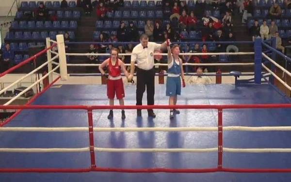 Брянская спортсменка Дарья Медведева завоевала серебро на всероссийских соревнованиях по боксу