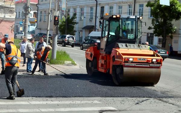 В Брянске капитально отремонтируют улицы Калинина, Красноармейскую и проспект Московский