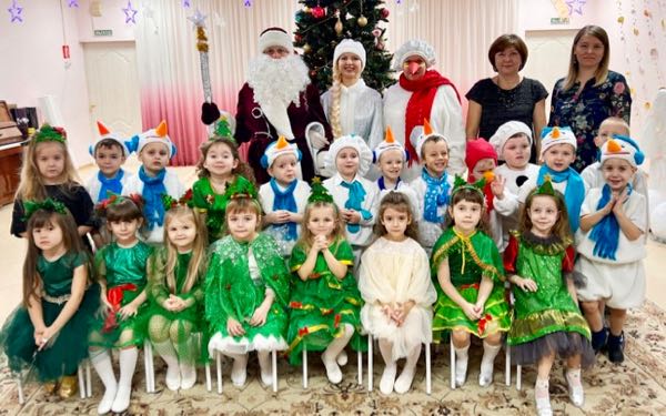 Зимние развлечения. Новый год – весёлый праздник!