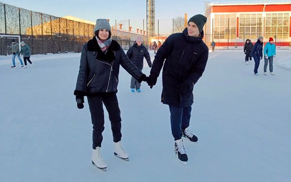 Самый большой брянский каток с естественным льдом приглашает в гости