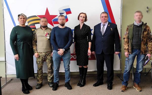 Первые удостоверения ветеранов СВО бойцы ЧВК «Вагнер» получили в брянском филиале Фонда защитников Отечества