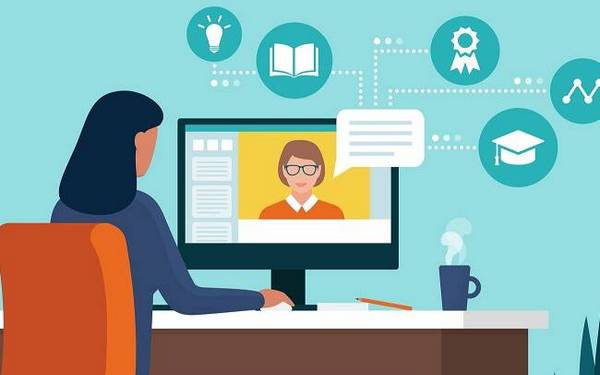 Педагоги Брянщины могут принять участие в онлайн-обучении по образовательному праву и правоприменению