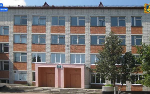 В Трубчевске по национальному проекту капитально отремонтируют школу № 1