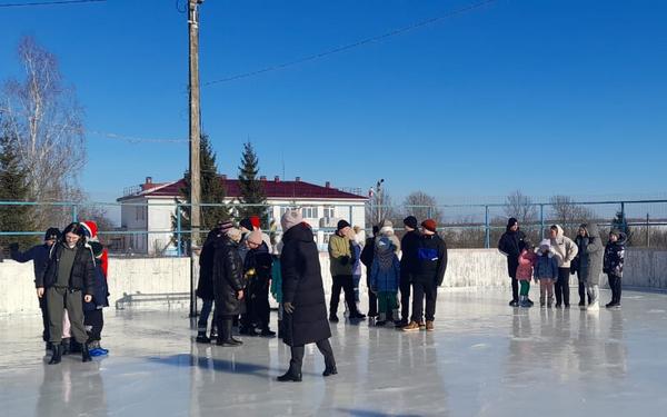 В Шамординской школе состоялся праздник «Семейное лукошко сокровищ»