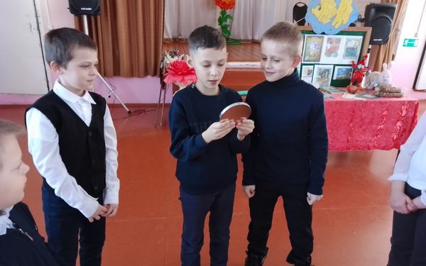 Для ребят из Летошников провели игру-путешествие «В волшебной сказочной стране»