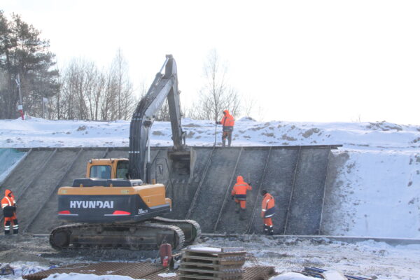 В Брянской области продолжается строительство капиталоёмкого объекта – моста через Болву