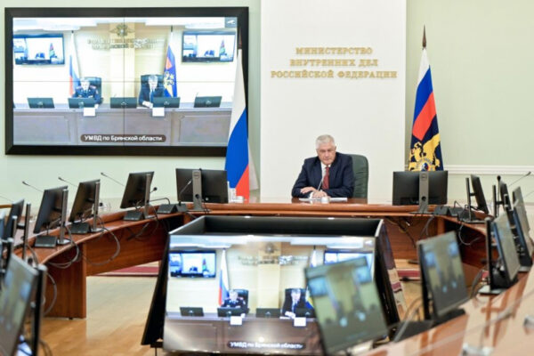 Владимир Колокольцев представил новых руководителей двух территориальных органов МВД России