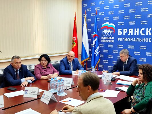 Брянская область — среди регионов-лидеров, где по итогам года отремонтировано наибольшее количество школ