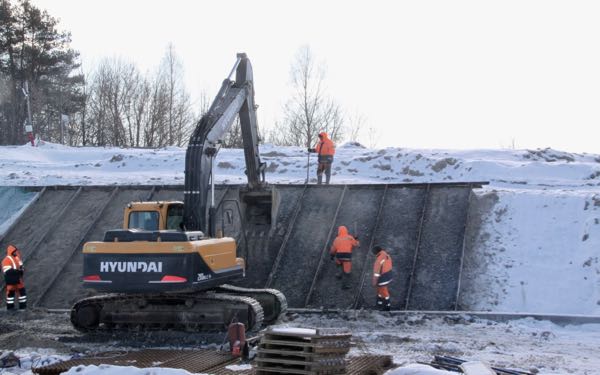 В Брянской области продолжается строительство моста через Болву