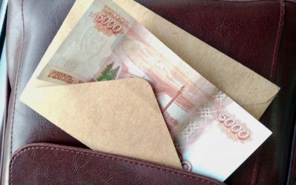 За получение взятки перед судом предстанет доцент кафедры одного из брянских университетов