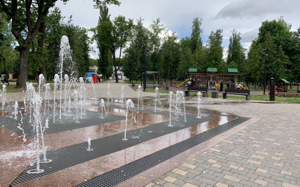 В 2024 году в Брянской области планируется благоустроить 32 общественных и 130 дворовых территорий