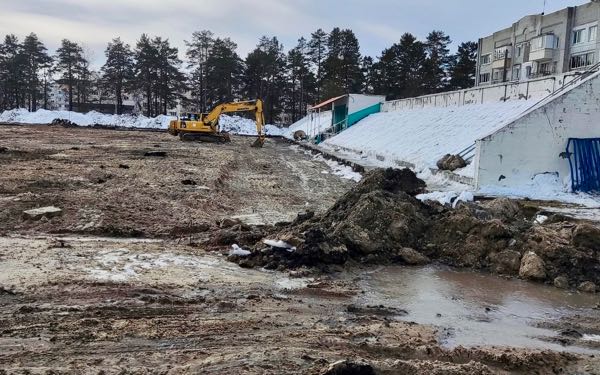 В Фокино Брянской области ремонтируют стадион «Триумф»