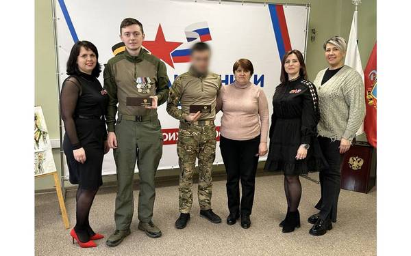 Удостоверения ветерана боевых действий вручили трём брянским бойцам ЧВК «Вагнер»