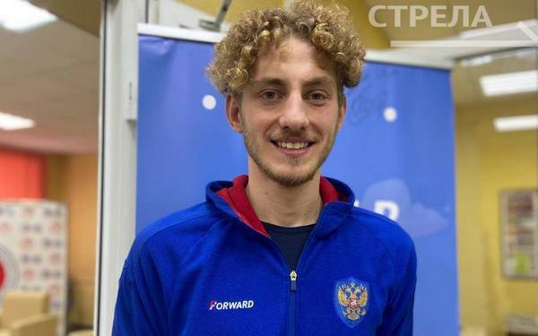 На чемпионате ЦФО брянский пловец Илья Бородин установил новый рекорд