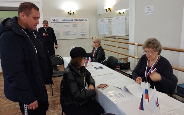 Брянские избиратели активно участвуют в голосовании