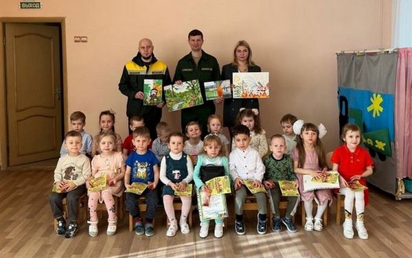 В Брянске подведены итоги конкурса рисунков на противопожарную тематику «Сохраним лес»