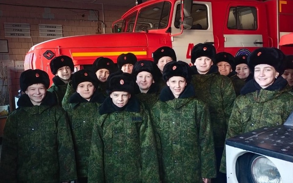 Кадеты из Стародуба Брянской области познакомились с профессией спасателя