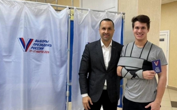 Директор Брянского училища олимпийского резерва Алексей Солонкин отдал свой голос за кандидата в президенты РФ