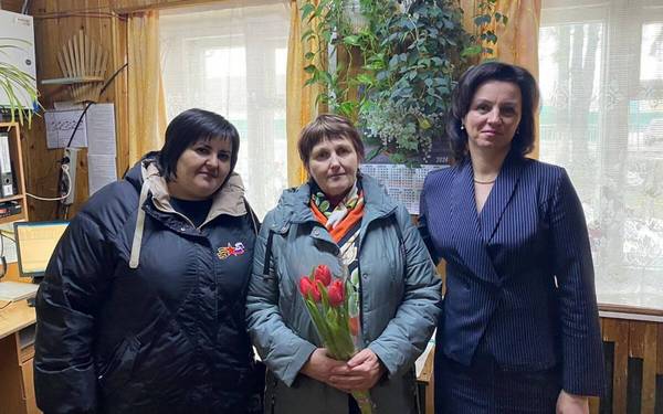 В Клетнянском районе Брянской области матерей, жён и дочерей бойцов СВО поздравили с 8 Марта