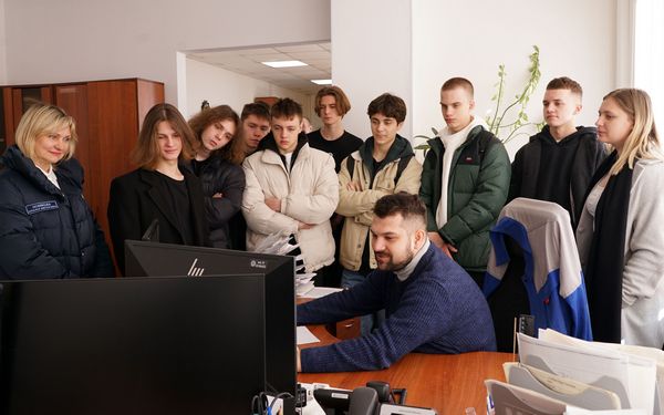 Брянским школьникам рассказали, как рождаются тепловозы БМЗ