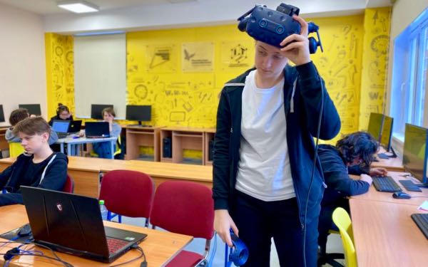 Команда «Виора» Дятьковского АЙТИ-куба успешно выступила на Всероссийском чемпионате FEvr/arT в Санкт-Петербурге