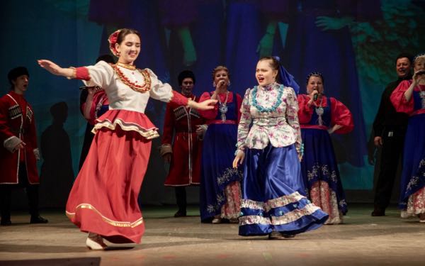 Брянский казачий хор организовал  концерт-фестиваль, посвящённый своему трёхлетию и масленичной неделе