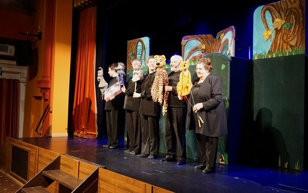 Артисты из Орла дали представление в Брянском театре кукол