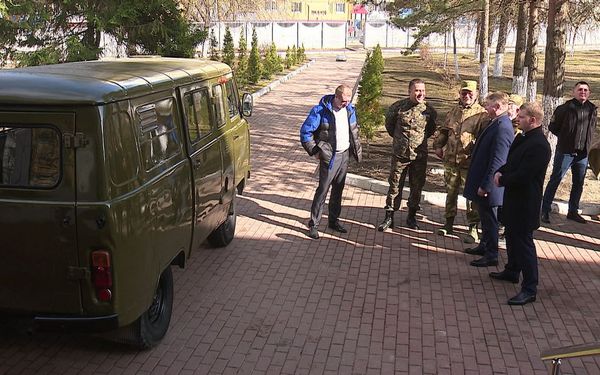 В Брянском строительно-технологический техникуме собрали гуманитарную помощь