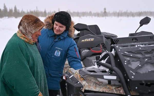 Семье ямальских оленеводов Владимир Путин подарил брянский квадроцикл