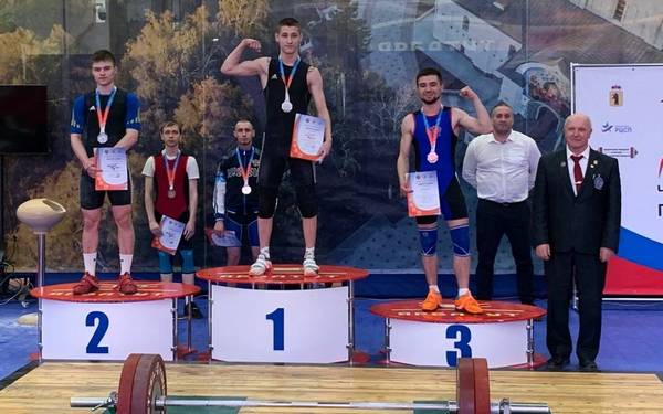 Брянские спортсмены взяли четыре медали на чемпионате и первенстве ЦФО по тяжёлой атлетике