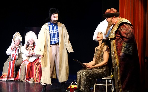 В Брянском театре кукол состоялся бенефис Наталии Громыкиной