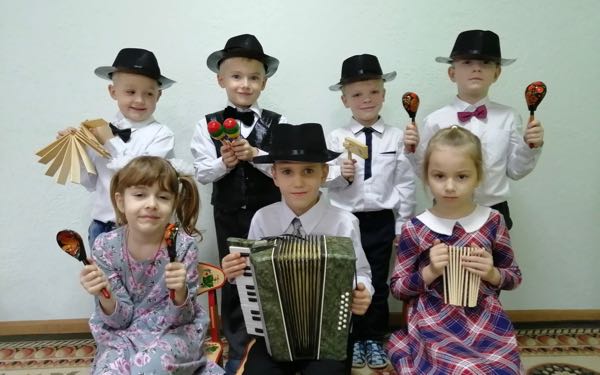 Музыкально-театрализованная деятельность на занятиях музыки