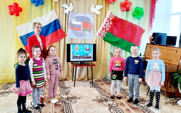 Дошкольники брянского Климово изучают традиции народов России и Беларуси