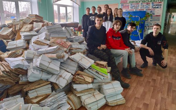 В средней школе № 3 брянского посёлка Локоть провели экологическую акцию «Вырастим свой сад»