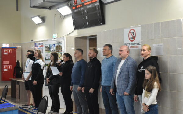 В Дятькове проходит открытый турнир по плаванию