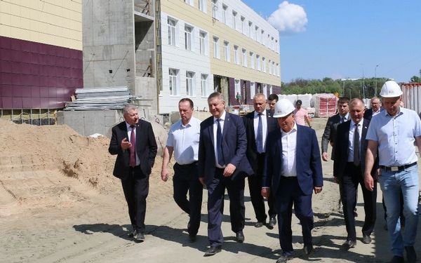 Школу в Брянске на улице Амосова планируют открыть в конце 2025 года