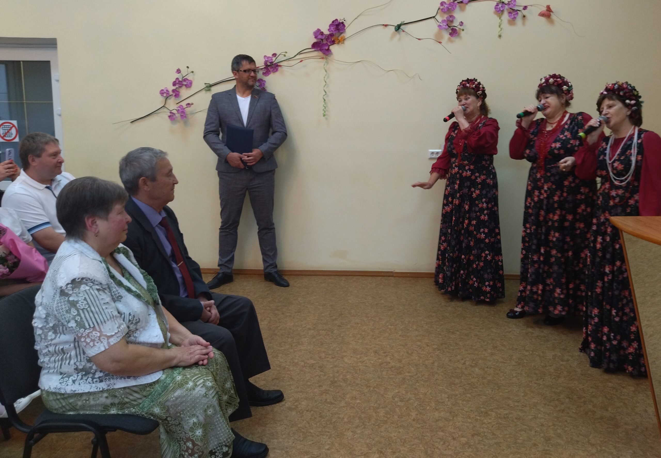 Чета Ляховых из Унечского района отметила золотую свадьбу