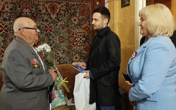 С Днём Победы в Брянске поздравили ветерана Великой Отечественной войны Николая Кирюхина