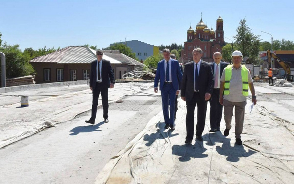 В Клинцах Брянской области близится к завершению строительство моста через реку Московку