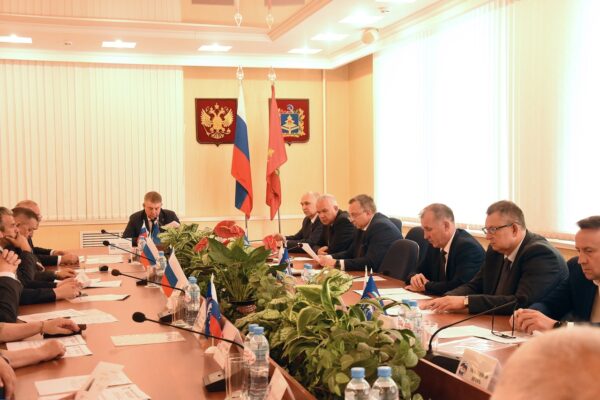 На заседании Президиума регионального политсовета обсудили организационные и кадровые вопросы