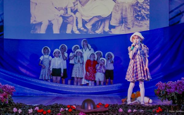 На фестивале художественного творчества среди детей и молодежи «Всё для Победы!» спела юная солистка Супоневского ПКДЦ