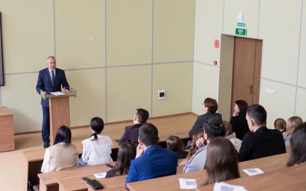 В Брянском госуниверситете состоялся круглый стол по вопросам профилактики экстремизма