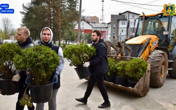 В Брянске проведены работы по уборке мест массового посещения граждан