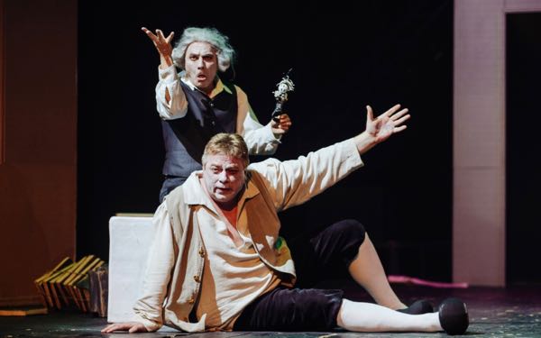 Брянский театр драмы показал спектакль «Дом, который построил Свифт»