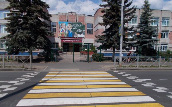 В Брянской области продолжается обновление автодорог к детским досуговым учреждениям