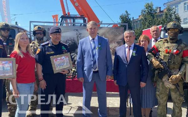 На фестивале «Славянское единство» брянские росгвардейцы получили спецтехнику для выполнения боевых задач