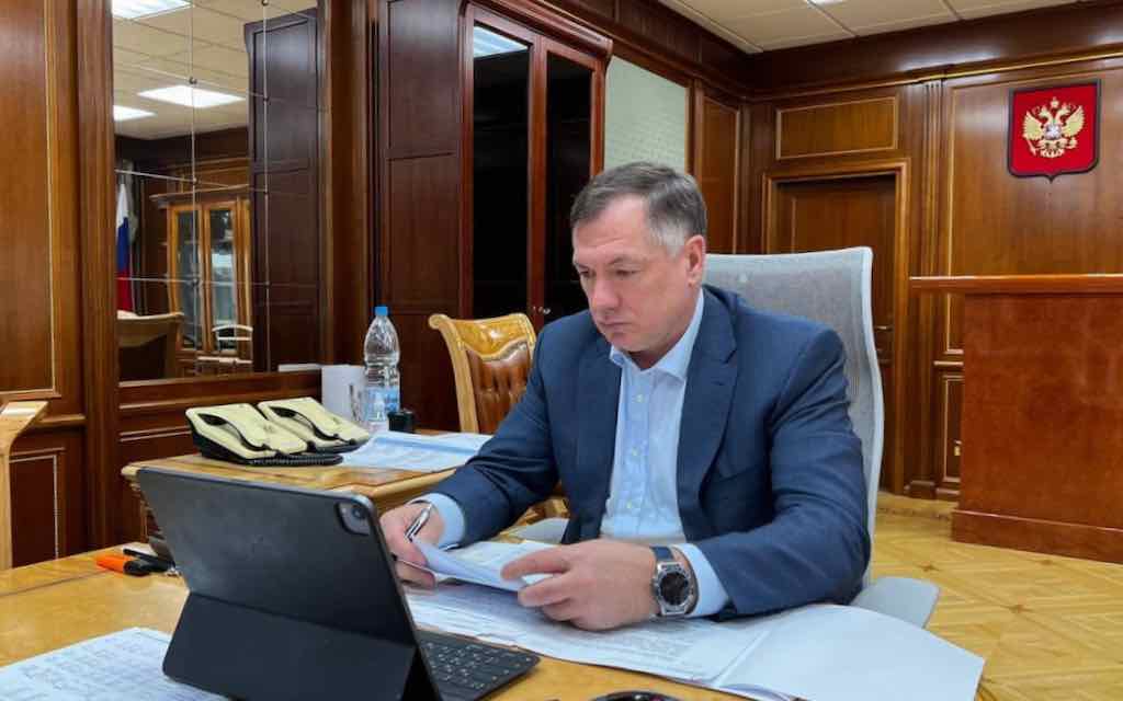 Вице-премьер Марат Хуснуллин поблагодарил Брянскую область за высокое качество работ по восстановлению подшефной Брянки ЛНР