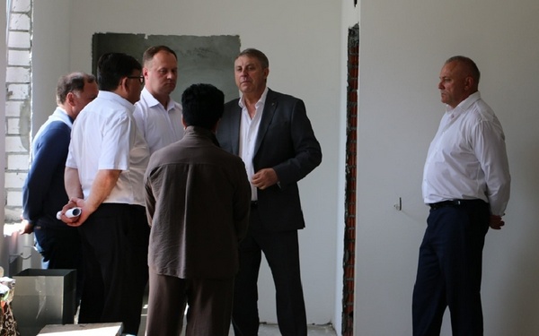 Реконструкция ледового дворца «Пересвет» — на личном контроле губернатора Брянщины